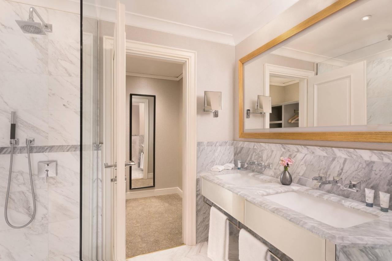 The Westin Palace, Hotel